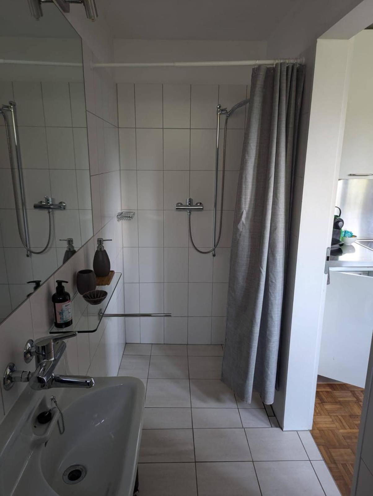 2.5 Zimmerwohnung, Pinut Trin Екстериор снимка